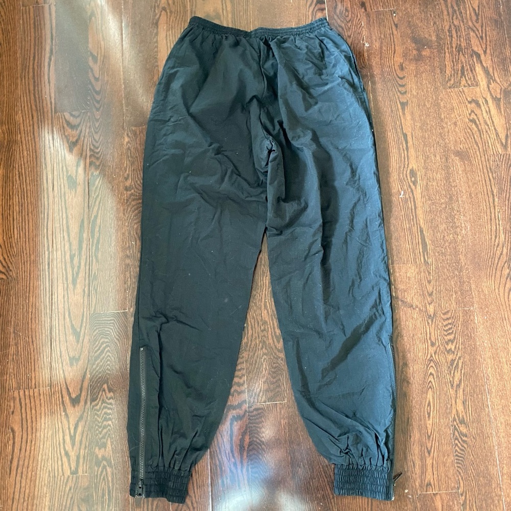 Rare VTG Nike Track Pants Womens L Black Tag Windbreaker Zip Ankle Nylon Jogger